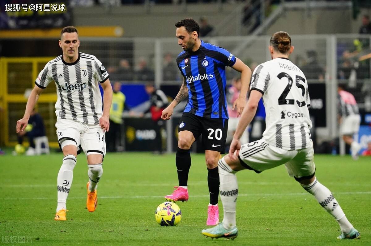 轻阵容极为 轻阵容极为