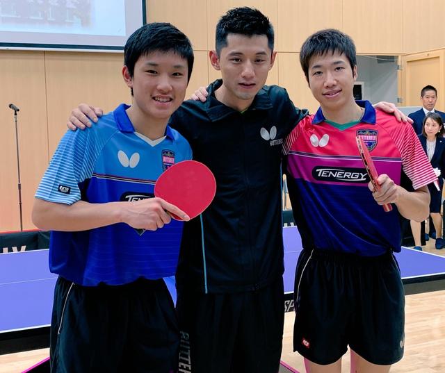 牙球队中占 牙球队中占