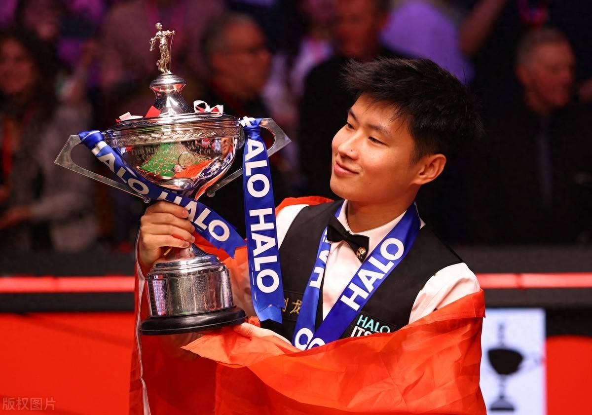 的亮眼表现 的亮眼表现