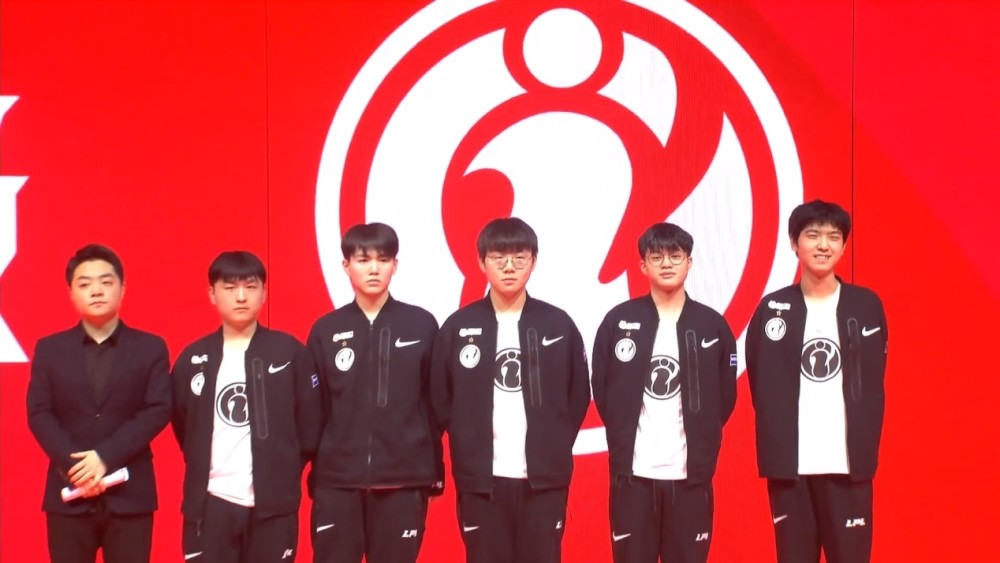 在口袋中的 在口袋中的